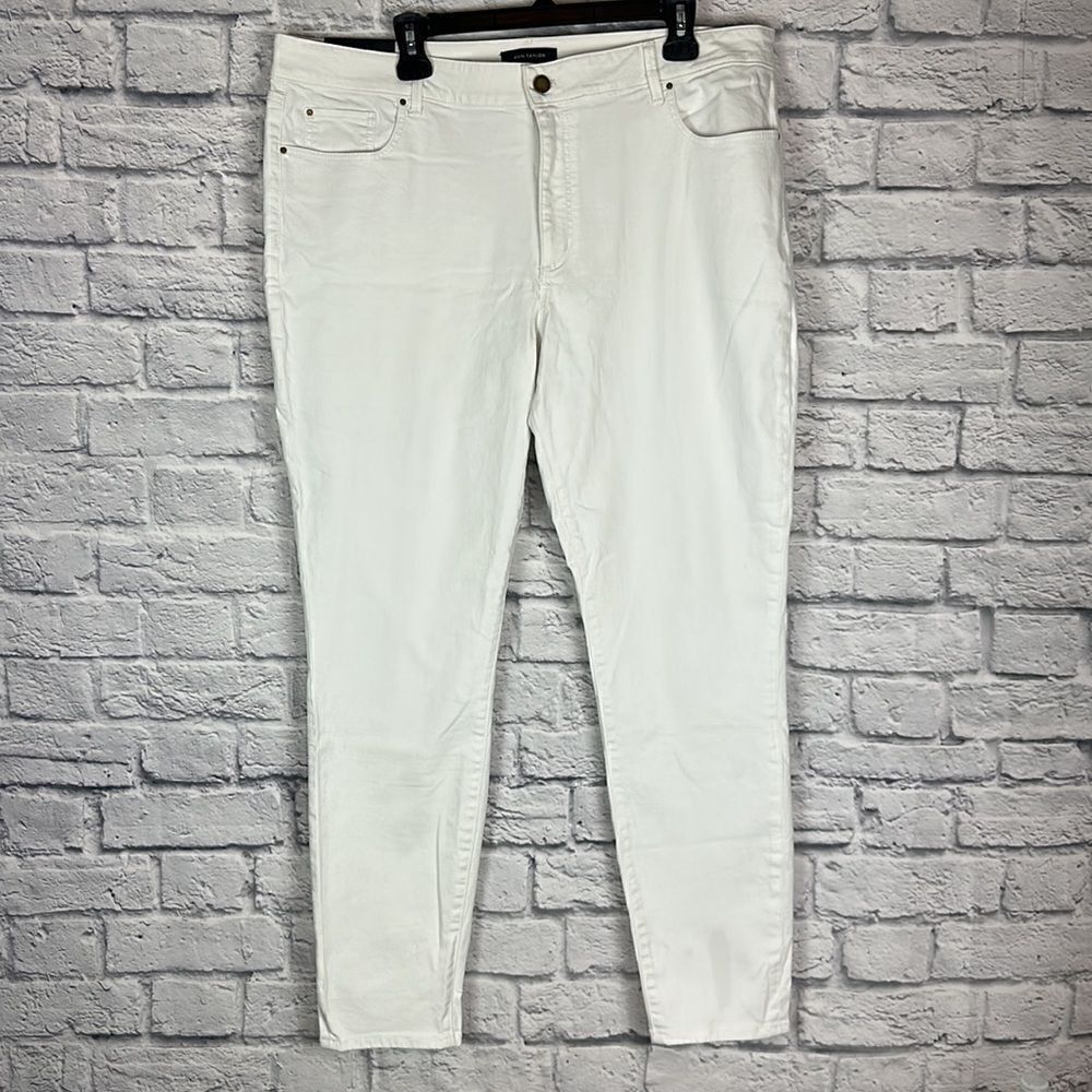 Ann Taylor White Jeans The Skinny Ankle Curvy Fit NWT Size 18 TALL
